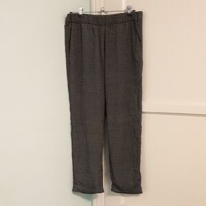 H&M Women's Black and White Patterned Dress Pants